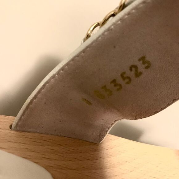 Chanel Interlocking CC Logo Slip On Slide Sandals EU 39 White Gold Chain Mules - Picture 9 of 11